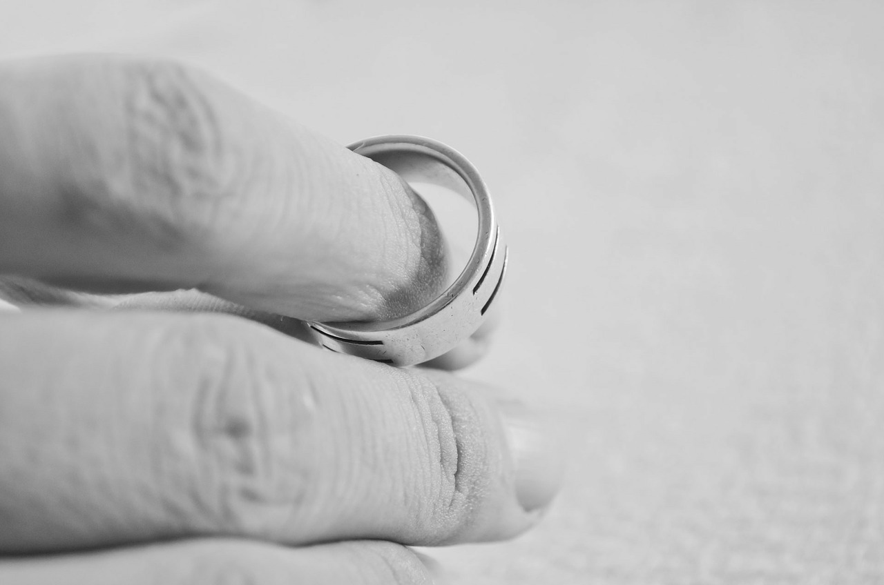Splitting Up? Dividing Pensions on Divorce or Dissolution